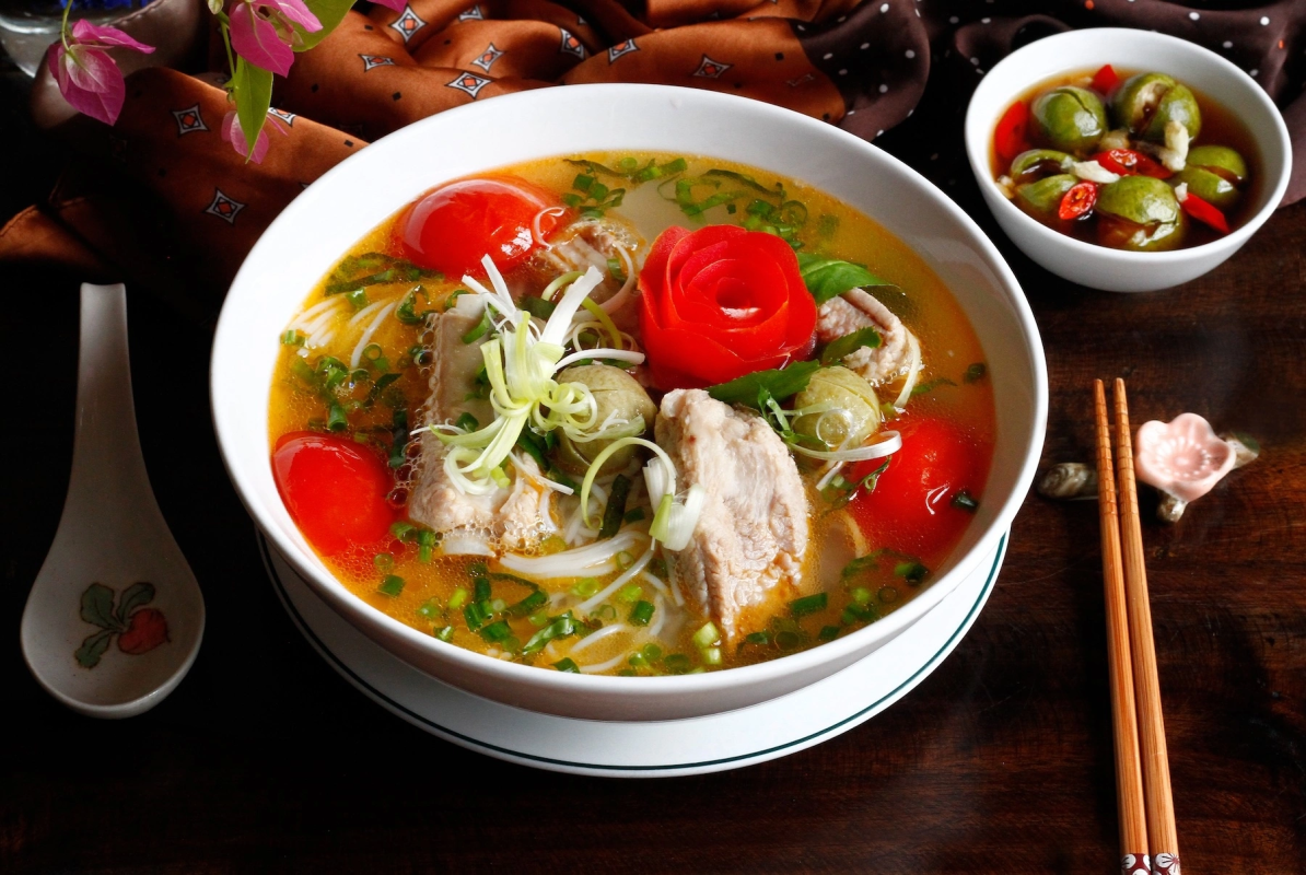 cách nấu bún sườn chua